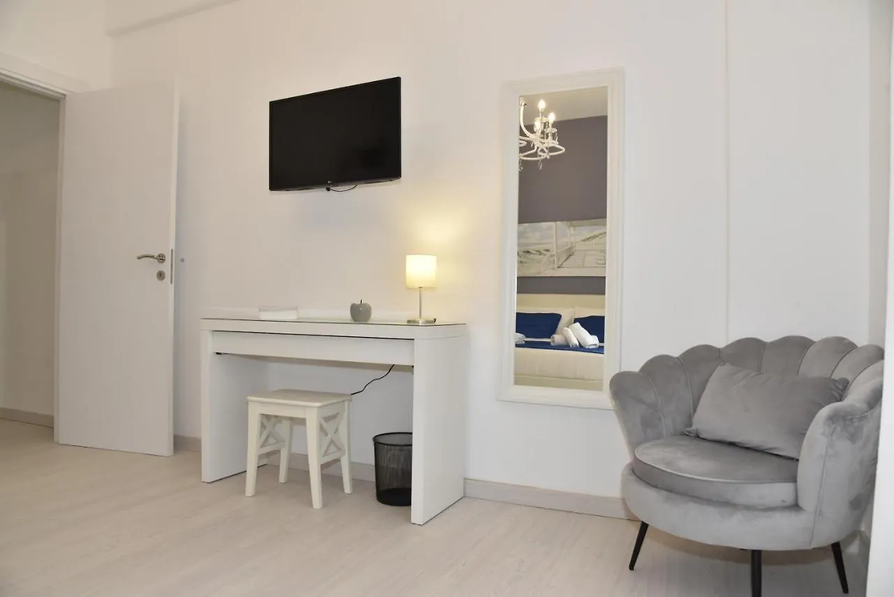 Apartment Nathanaele House Via Tuscolana Rome